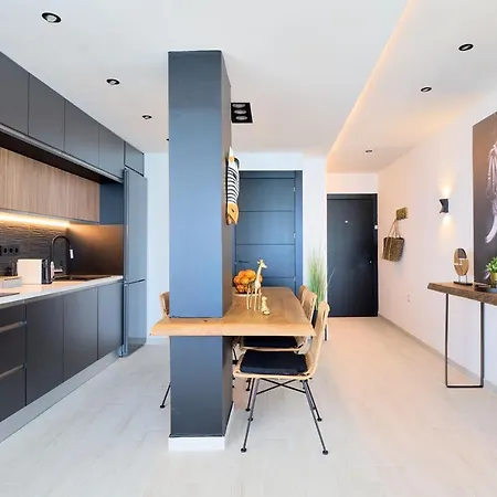 Daire Savanna Beach. Amazing With Jacuzzi Torremolinos