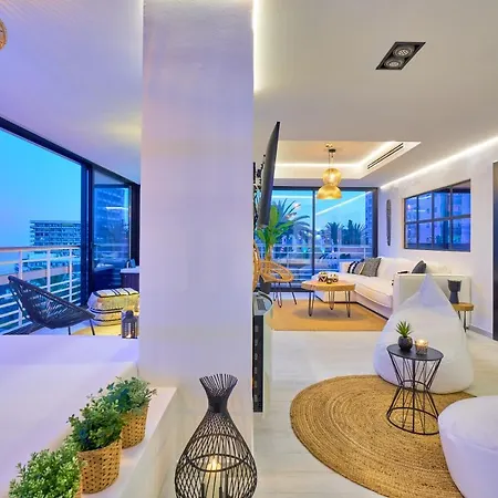 Savanna Beach. Amazing With Jacuzzi 아파트