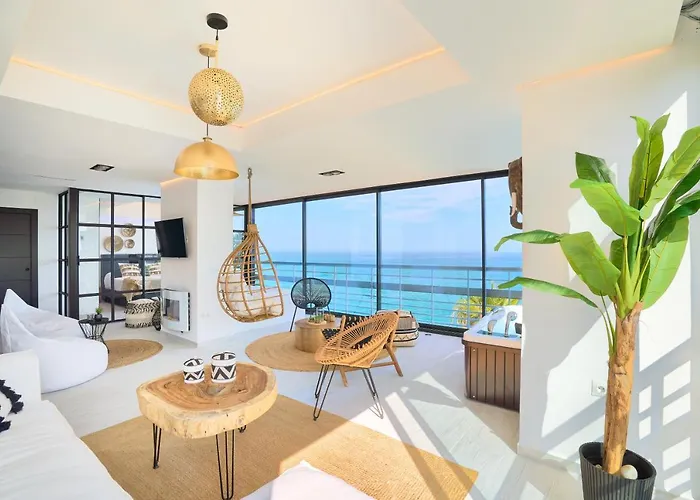 Savanna Beach. Amazing With Jacuzzi Apartment *