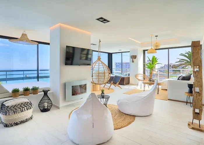 Savanna Beach. Amazing With Jacuzzi Apartment