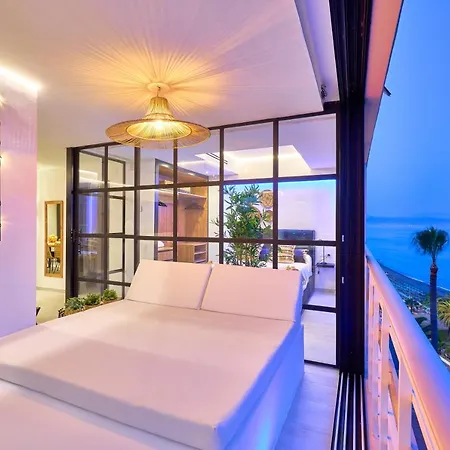 Savanna Beach. Amazing With Jacuzzi Apartmán Torremolinos