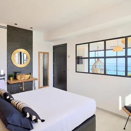 Savanna Beach. Amazing With Jacuzzi Appartement