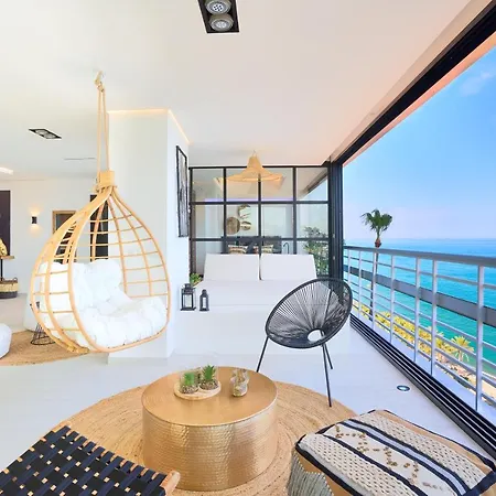 Savanna Beach. Amazing With Jacuzzi * Torremolinos