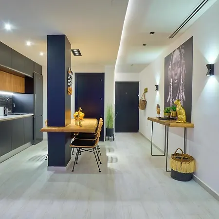 Savanna Beach. Amazing With Jacuzzi Apartament